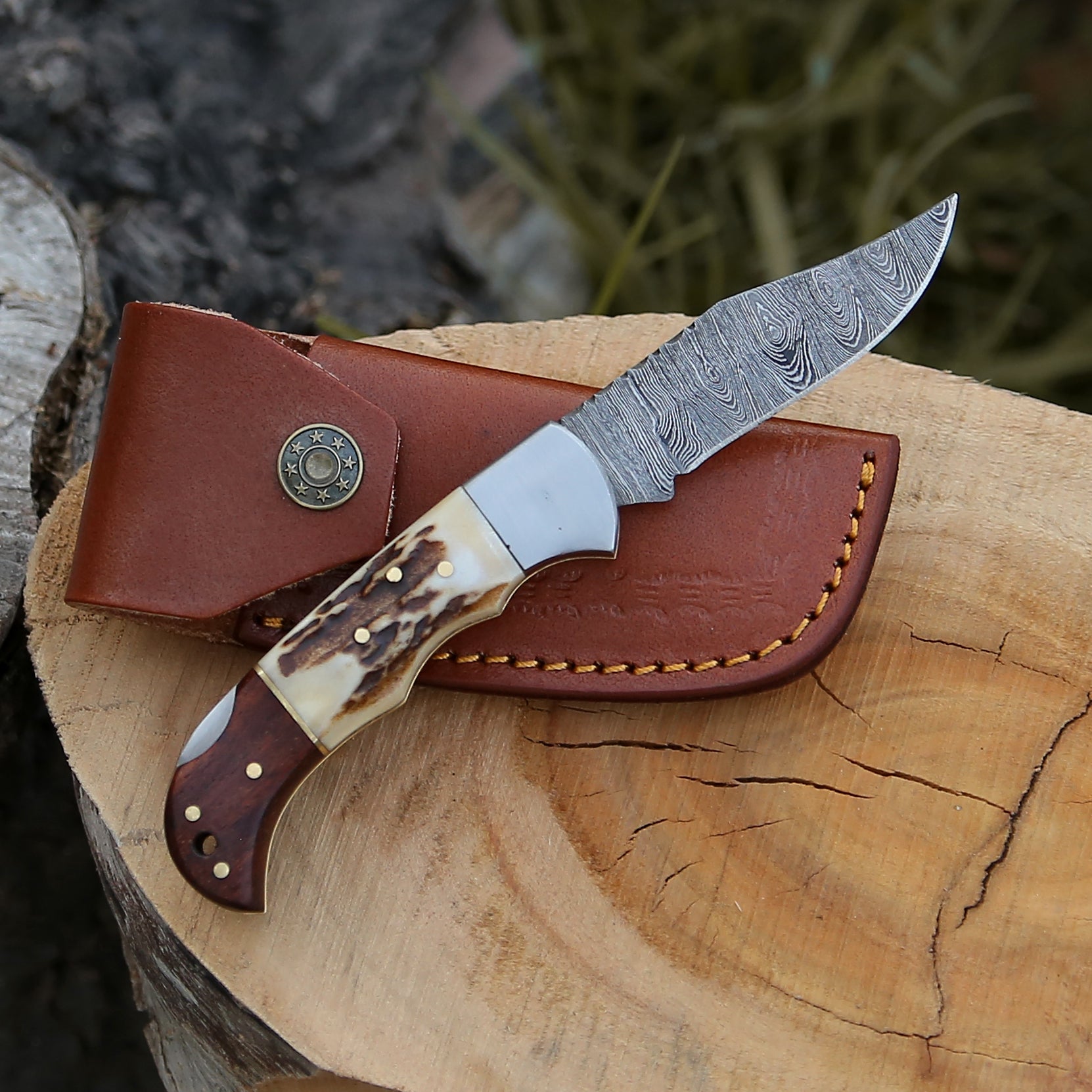 Stag 6.5" Handmade Damascus Steel Folding Knife Back Lock Pocket Knife With Leather Pouch Personalized Gift for Men.