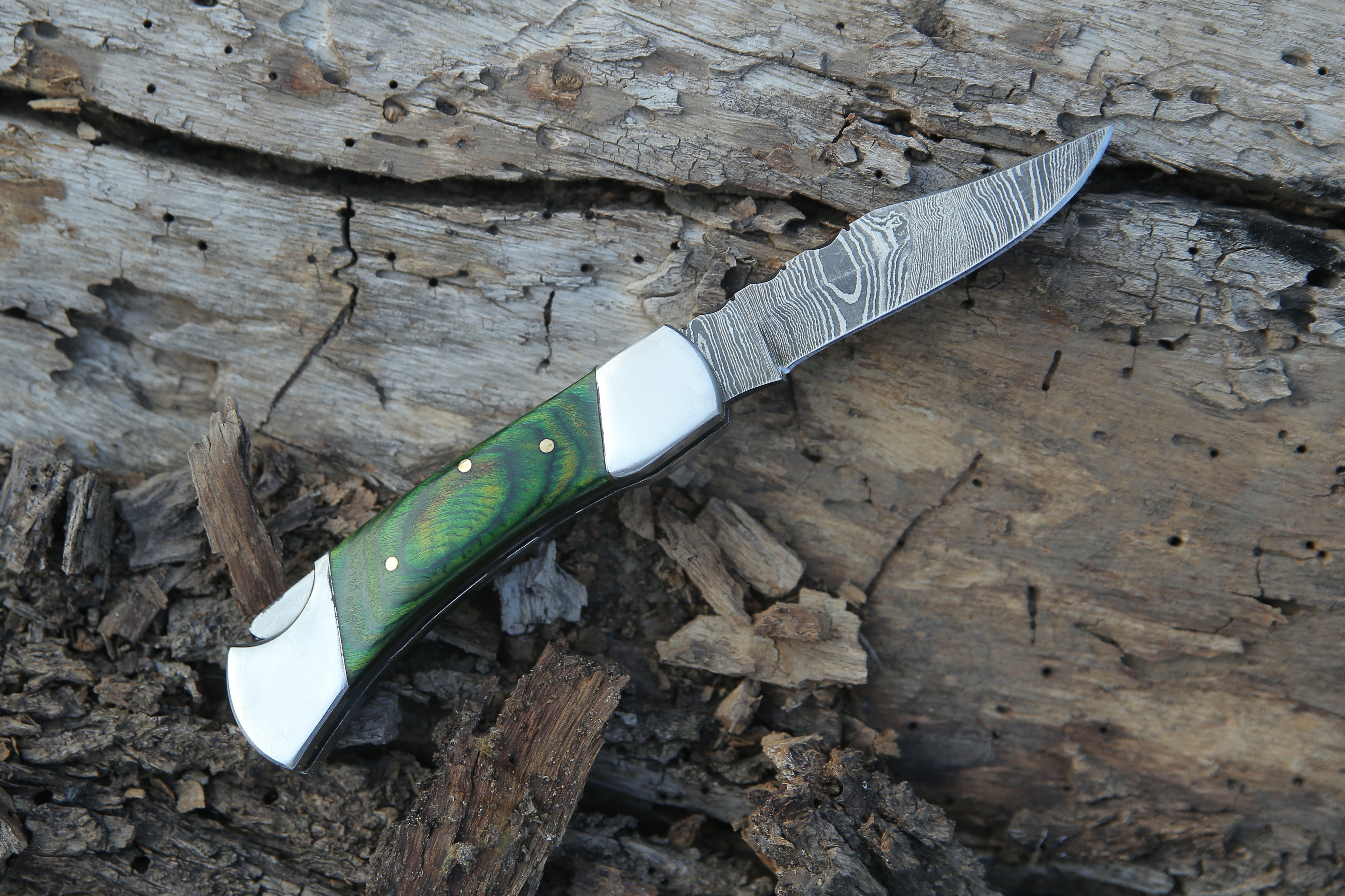 7" Back Lock Handmade Damascus Steel Pocket Knife Green Pakka Wood Handle Folding Knife With Leather Pouch.