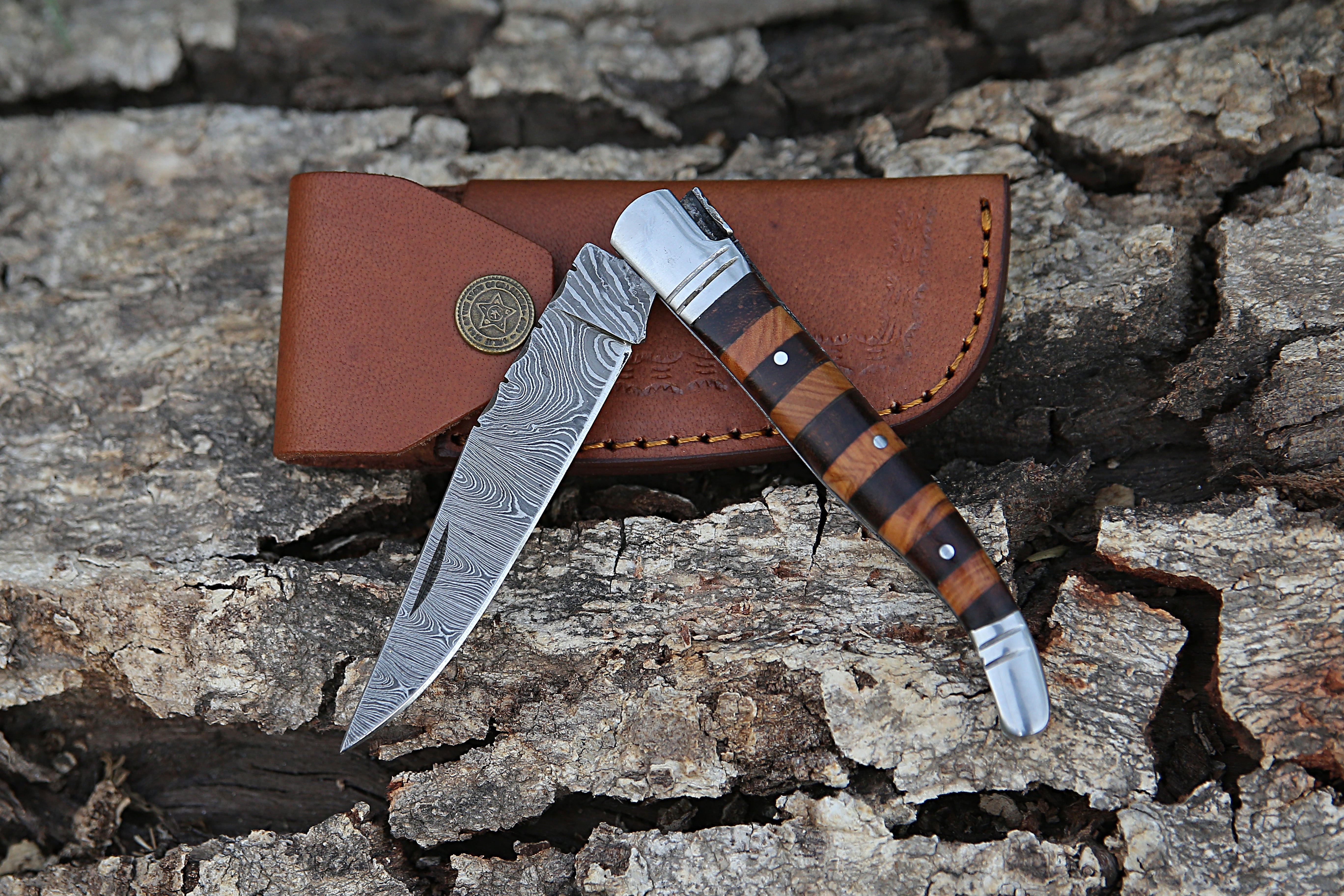 Hand Forge Damascus steel Pocket knife With Rose & Olive Wood Handle Steel Clips Folding Knife