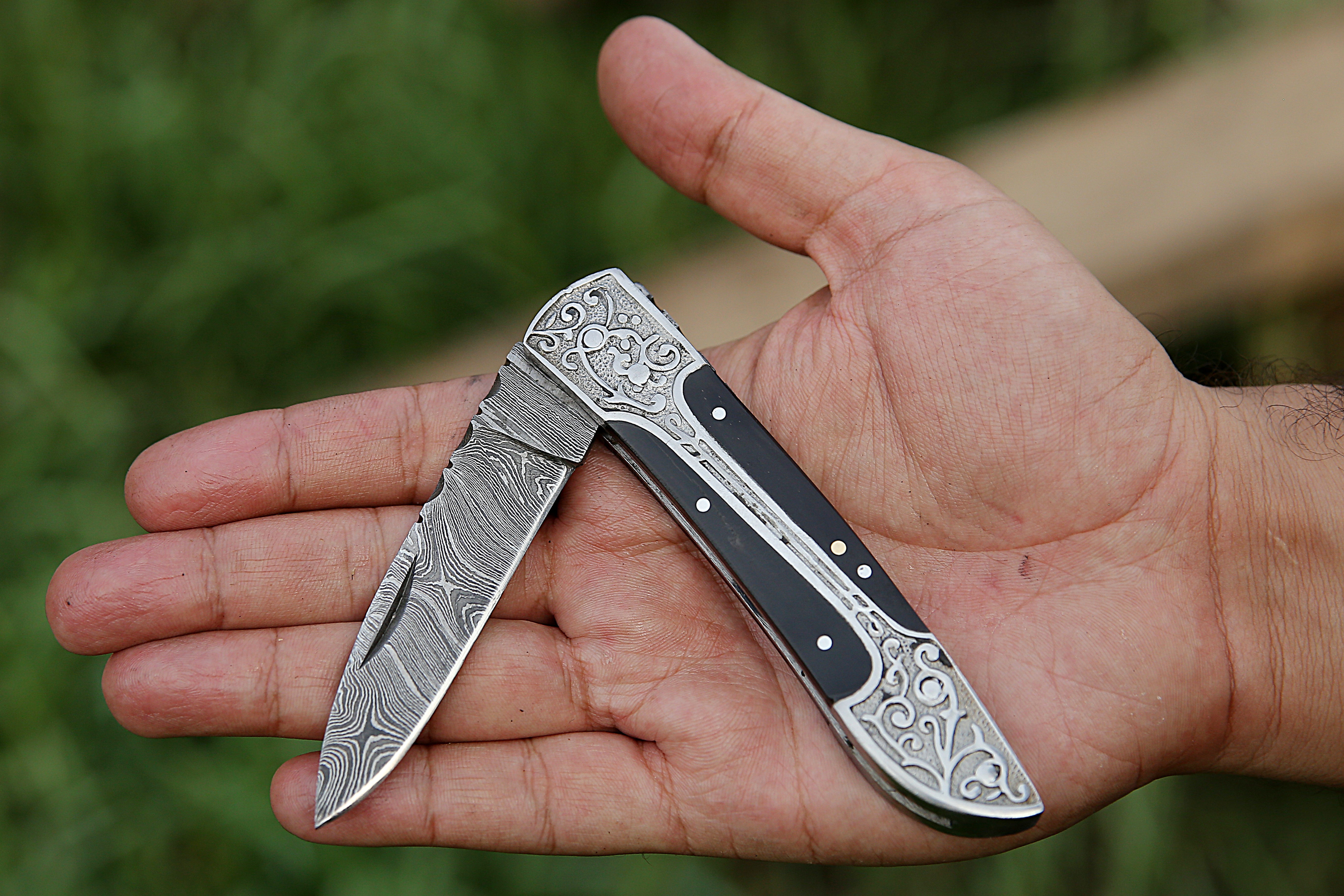 Black Horn Handle Handmade Damascus Steel Pocket Knife With Engraved Steel Frame Work Folding Knife