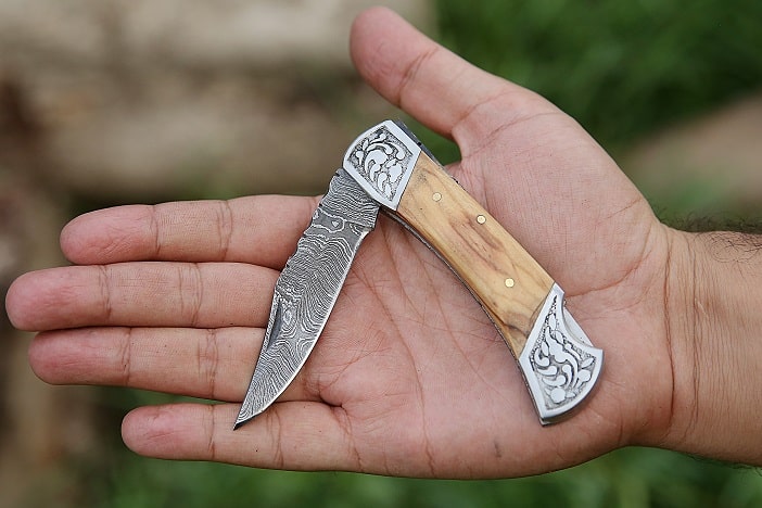 olive wood pocket knife